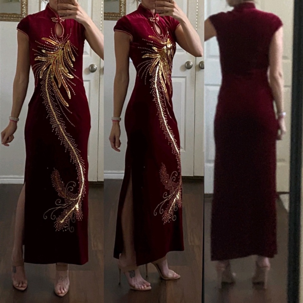 Vintage 60s/70s Red & Purple Floral Qipao Inspired Long Sleeve Tapestry Dress